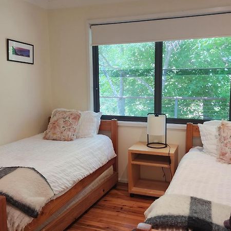 Narrow Neck Views - Peaceful 4 Bedroom Home With Stunning Views! Катумба Екстер'єр фото